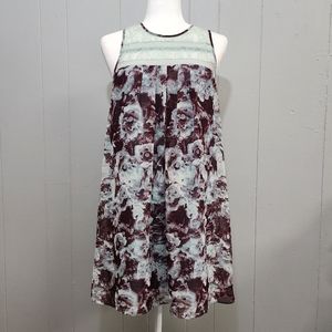 4/25$ BCBGeneration Lace Floral Baby Doll Dress Size S